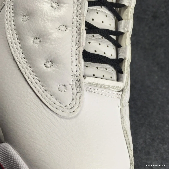 of Air Jordan History 414571-103 Flight 13 Retro 0815